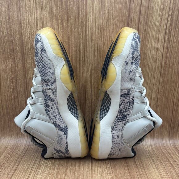 Air Jordan 11 Retro Low Light Bone Snakeskin Men’s Size 9.5 CD6846-002 Sneaker - Picture 6 of 12